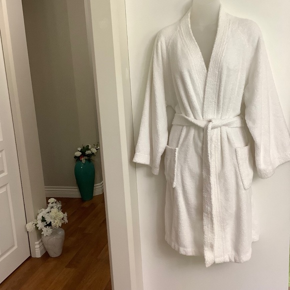 White Turkish Terrycloth Robe S/M 34-36 bust - Picture 1 of 11